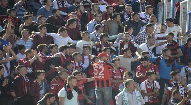 Alkışlar Aksaray'a