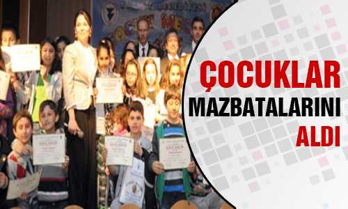 ÇOCUK MECLİSİNE SEÇİLENLER MAZBATALARINI ALDI