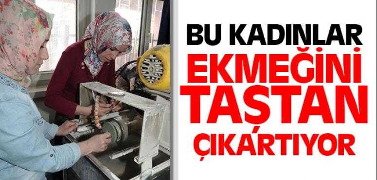 Aydıncık'ta Kadınlar Ekmeğini Taştan Çıkartıyor