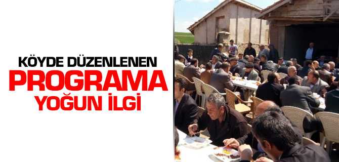 Köyde Düzenlenen Kutlu Doğum Programına Yoğun İlgi
