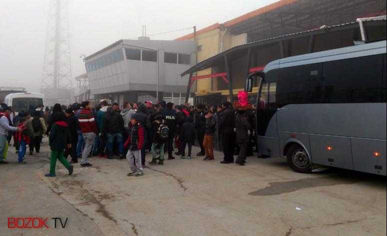 Yozgatspor Taraftarı Azatlıspor Oyuncularına Yaptı Yapacağını