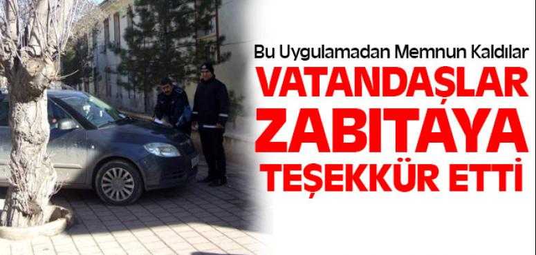 Yerköy Zabıtası Kaldırımı İşgal Eden Araçlara Ceza Kesti