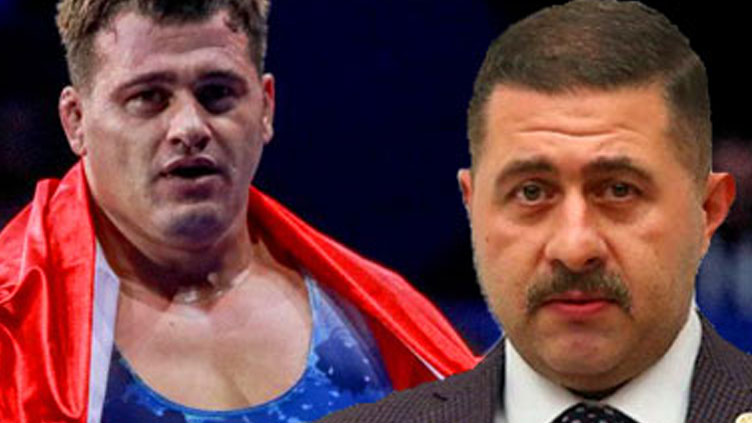 Sedef'ten Rıza Kayaalp'e Destek